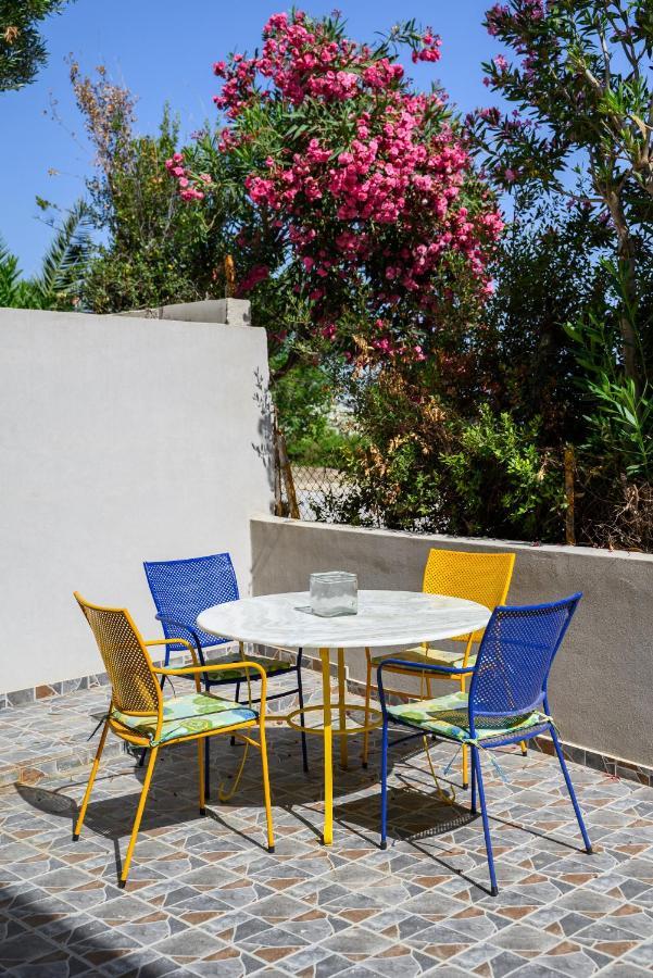 Walk 2 The Beach; Ammoudara Apts Gazi Exterior photo